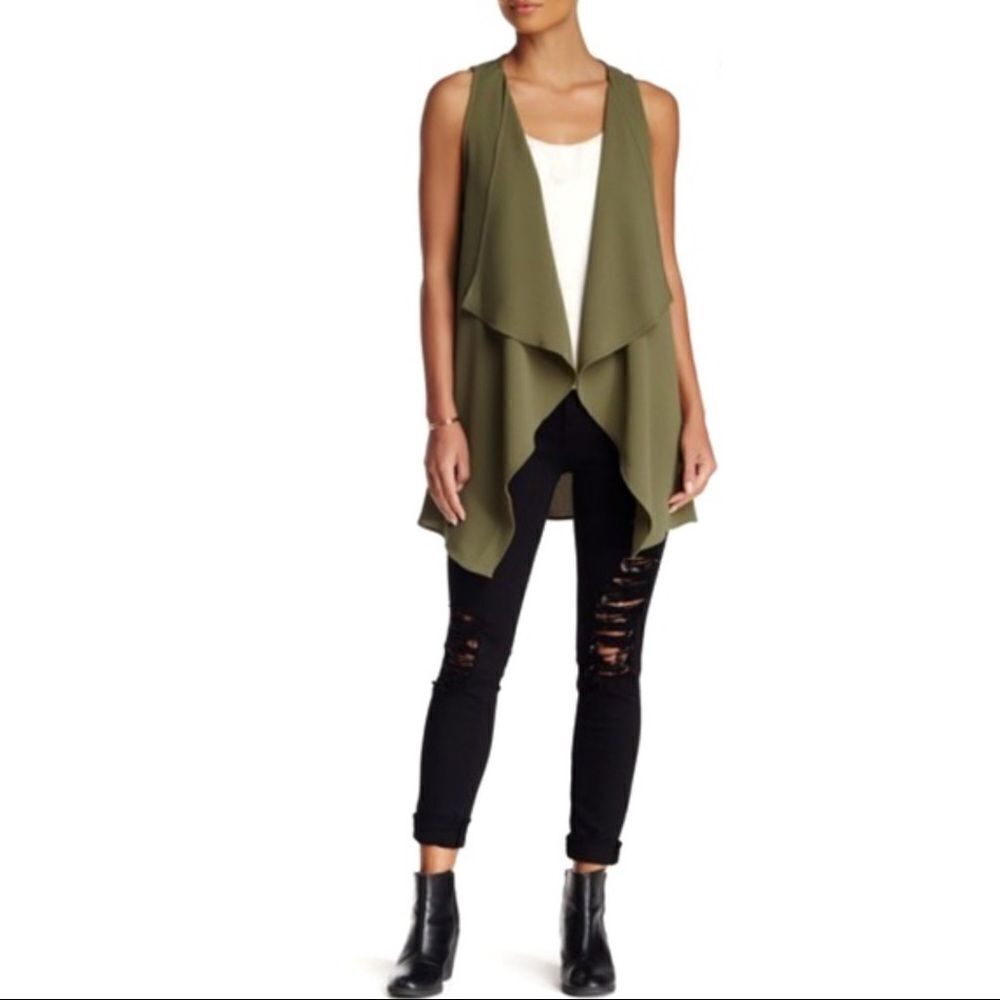 ✨ Lush Green Sleeveless Waterfall Open Cardigan✨